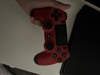 PlayStation 4 (PS4) Negra