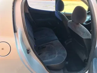 Peugeot 206 2000