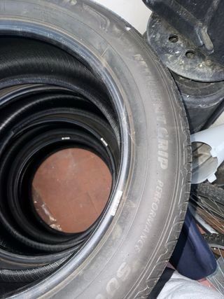 Juego Neumáticos Goodyear 235/55 R19 101V