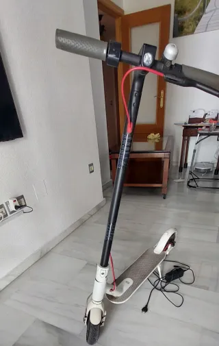 Patinete Eléctrico Xiaomi M365 Blanco