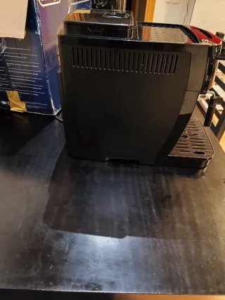 Cafetera DeLonghi Magnifica S Negra