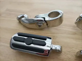 Estriberas autovía Harley Davidson y motos custom