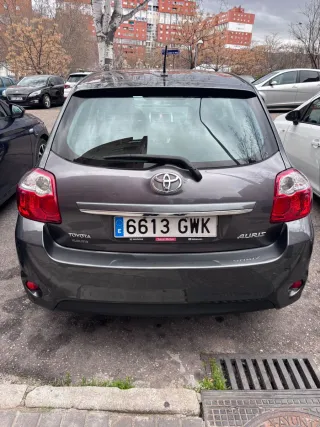 Toyota Auris 2010