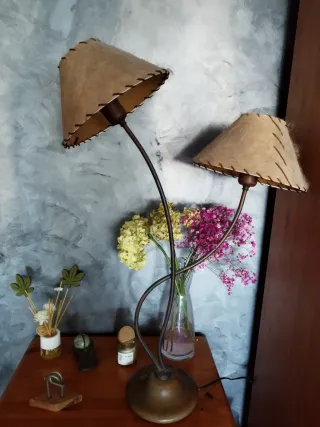 Lámparas a juego beige y marrón