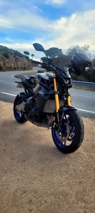 Yamaha MT-09 SP Full