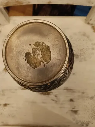 Jarrón Plateado Labrado