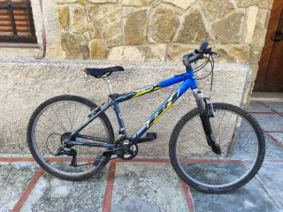 Bicicleta Montaña BH 26 Azul