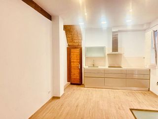 Estudio en venta en La Barceloneta en Barcelona