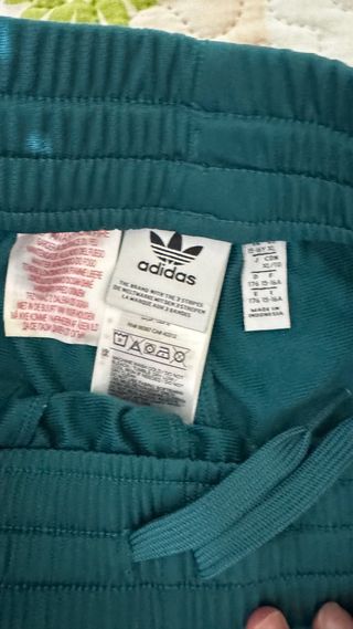 Pantalón Adidas Adibreak.