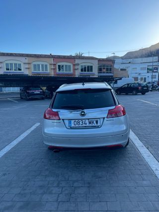 Opel Insignia Sport tourer 130cv