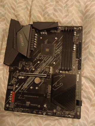 Placa base gaming gigabyte aorus elite v2 AM4