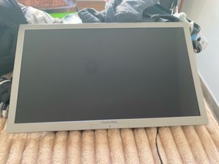 TechniSat TV 32 (No Smart TV)