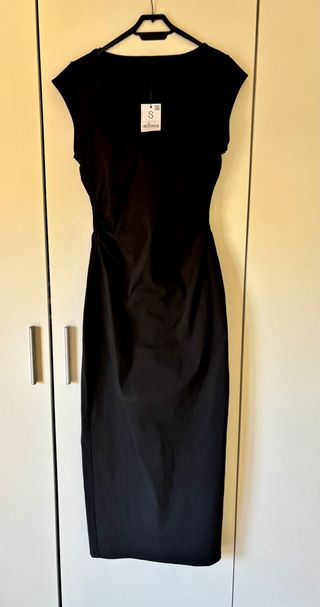 Vestido negro Stradivarius Talla S