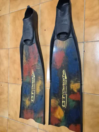 Aletas de pesca submarina Mares GT CarbonTek