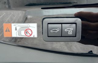 Toyota C-HR GR Sport 2025