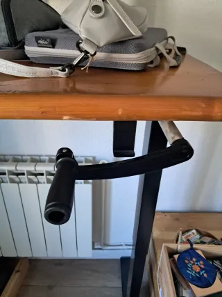 Mesa de madera elevable