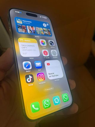 iPhone 16 Pro Max Impecable con su caja batería 95