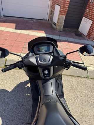 Yamaha NMAX 125
