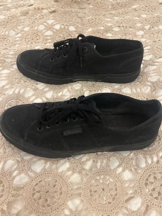 Superga negras talla 41.5