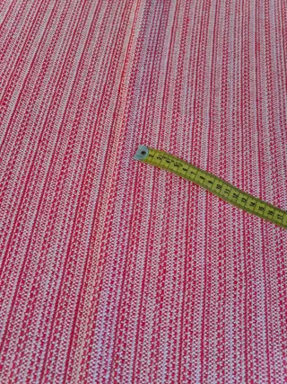 Risvolto di tessuto tipo Chanel, ottima qualità