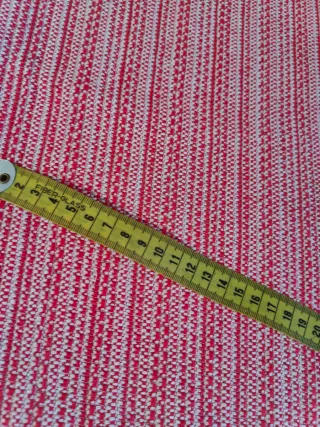 Risvolto di tessuto tipo Chanel, ottima qualità