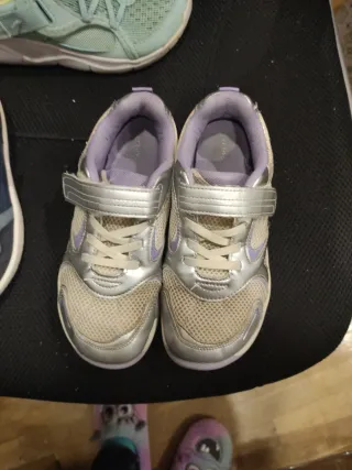 Zapatillas barefoot Lefties y Decathlon T32