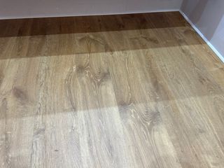 Tarima flotante y parquet