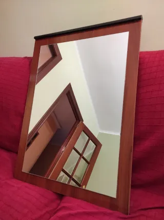 Espejo de madera
