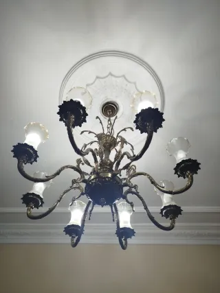 2 Lámparas de bronce estilo clásico