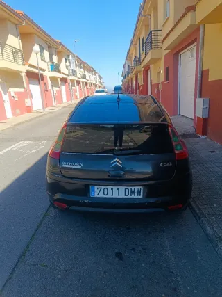 Citroën C4 Coupé Negro