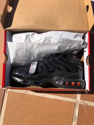 Nike TN Air Max Plus Negras