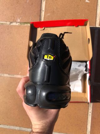 Nike TN Air Max Plus Negras