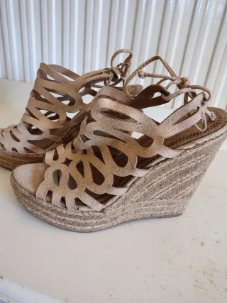 Sandalias cuña Corina Ibiza boho doradas talla 40