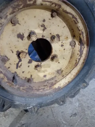 Rueda Tractor Cosechadora