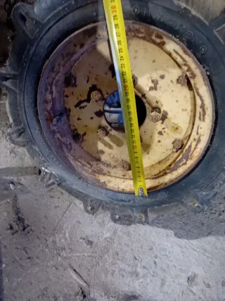 Rueda Tractor Cosechadora