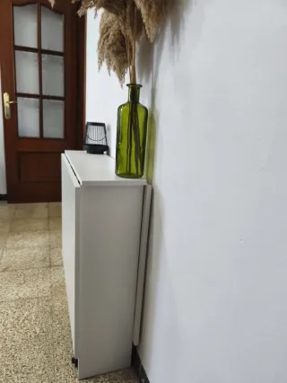 Mesa plegable blanca