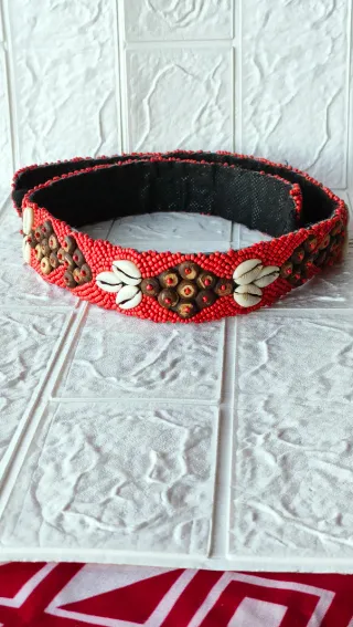 Cinturón Vintage Abalorios y Conchas