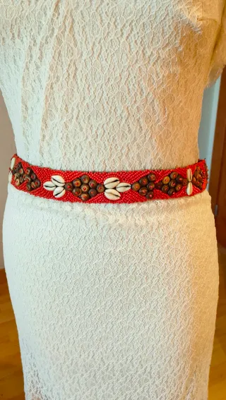 Cinturón Vintage Abalorios y Conchas