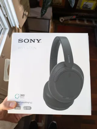 Auriculares Sony WH-CH720N + funda