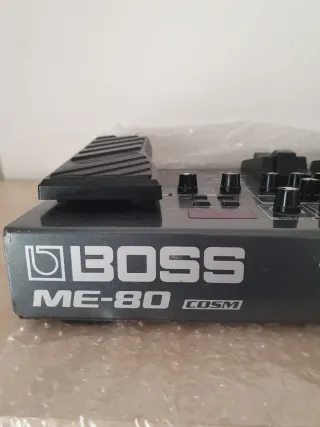 Pedalera Boss ME-80 Multieffetti per Chitarra