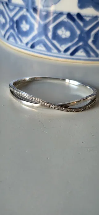 Brazalete de plata de ley pandora