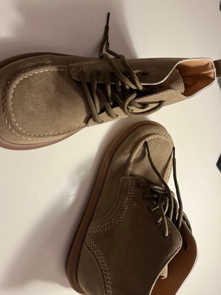 Botines marrones con cordones