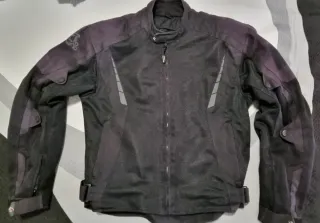 Chaqueta moto verano tricapa marca Racing Boutique