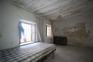 se vende casa a reformar en Churriana de la vega