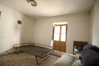 se vende casa a reformar en Churriana de la vega