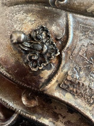 Piatto centrotavola Liberty floreale argentato