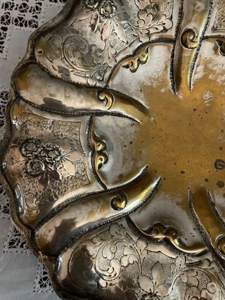 Piatto centrotavola Liberty floreale argentato