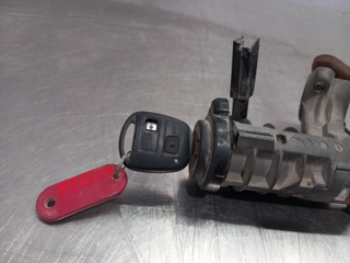 ANTIRROBO / LLAVE CONTACTO TOYOTA AVENSIS BERLINA