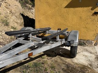 Remolque moto de agua