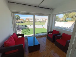 Conjunto de sillones de jardín y mesa cristal